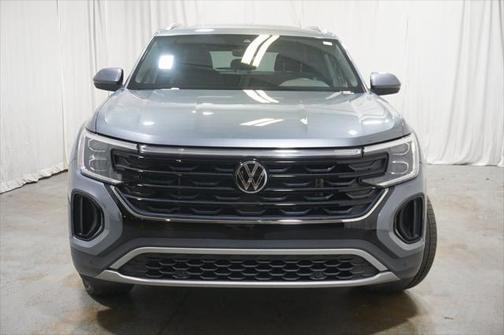 2024 Volkswagen Atlas Cross Sport 2.0T SE w/Technology 4MOTION