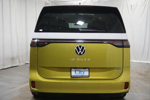 Pomelo Yellow 2025 Volkswagen ID. Buzz 1st Edition