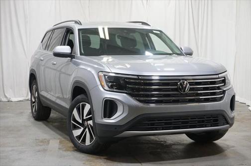 2025 Volkswagen Atlas 2.0T SE w/Technology 4MOTION