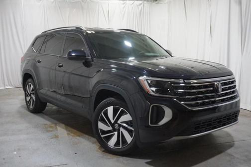2024 Volkswagen Atlas 2.0T SE w/Technology 4MOTION