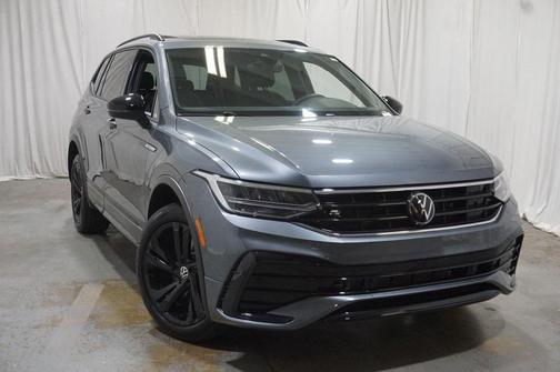 2024 Volkswagen Tiguan 2.0T SE R-Line Black 4MOTION
