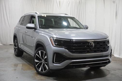 2025 Volkswagen Atlas 2.0T SEL Premium R-Line 4MOTION