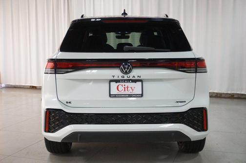 Opal White 2026 Volkswagen Tiguan 2.0T SE R-Line Black 4MOTION