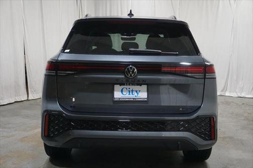 2025 Volkswagen Tiguan 2.0T SE R-Line Black 4MOTION