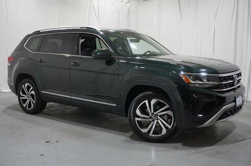 Photo 4 of 41 of 2021 Volkswagen Atlas 3.6 V6 SEL Premium