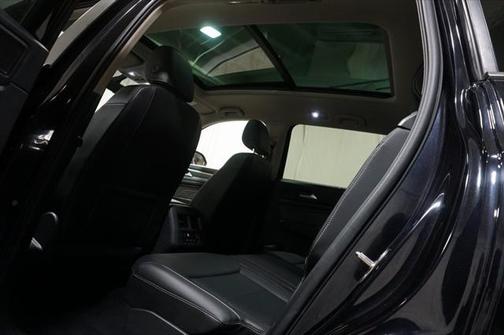 2021 Volkswagen Atlas 3.6L SE w/Technology