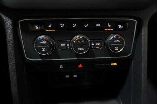 2021 Volkswagen Atlas 3.6L SE w/Technology