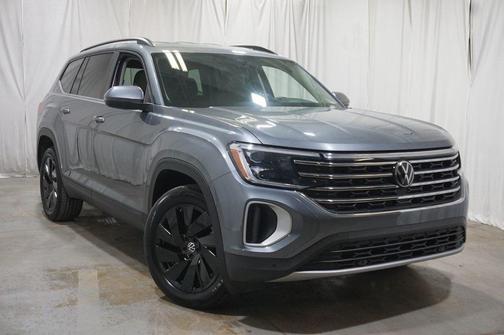 2025 Volkswagen Atlas 2.0T SE w/Technology 4MOTION