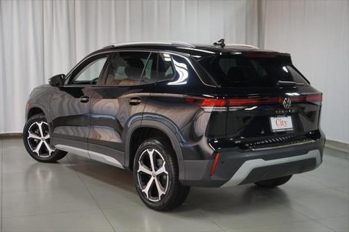 2025 Volkswagen Tiguan 2.0T SE 4MOTION