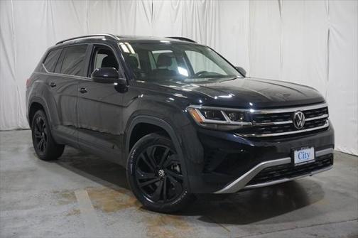 2022 Volkswagen Atlas 3.6L SE w/Technology