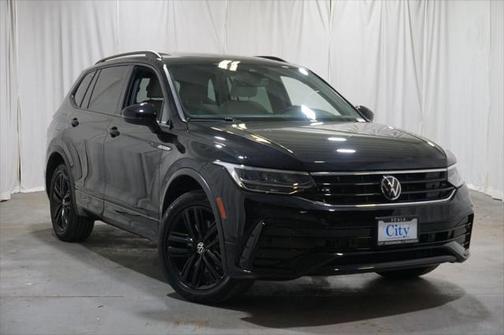 2022 Volkswagen Tiguan 2.0T SE R-Line Black 4MOTION