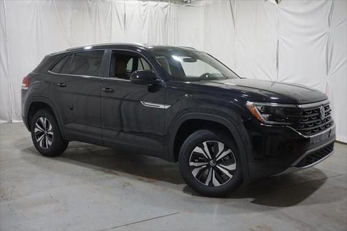 2025 Volkswagen Atlas Cross Sport 2.0T SE