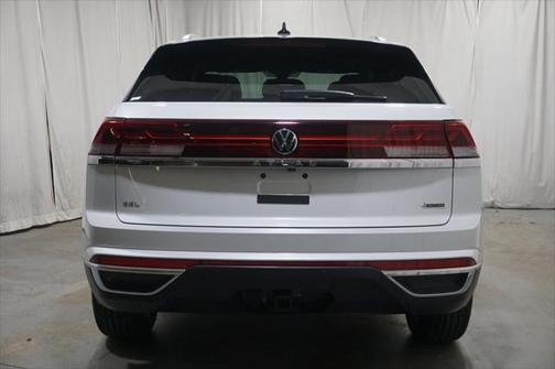 2025 Volkswagen Atlas Cross Sport 2.0T SEL