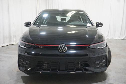 2025 Volkswagen Golf GTI 2.0T S DSG