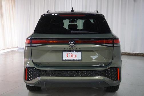 2025 Volkswagen Tiguan 2.0T SE R-Line Black 4MOTION