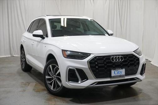 2023 Audi Q5 45 S line Premium Plus
