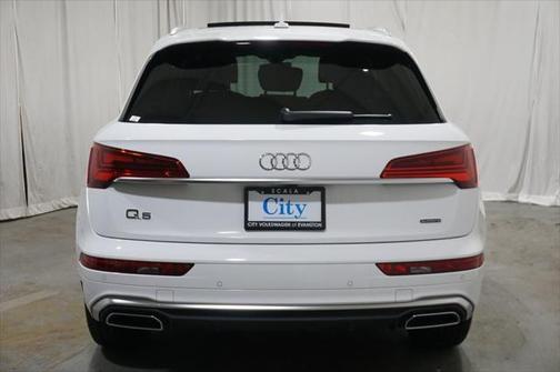 2023 Audi Q5 45 S line Premium Plus