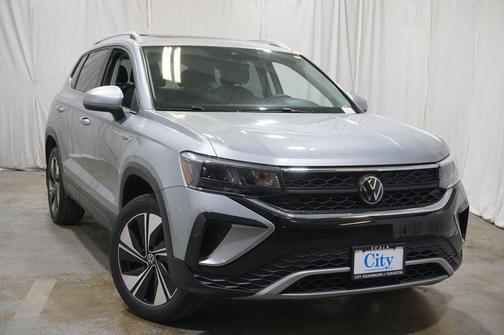 Pyrite Silver Metallic 2024 Volkswagen Taos 1.5T SE