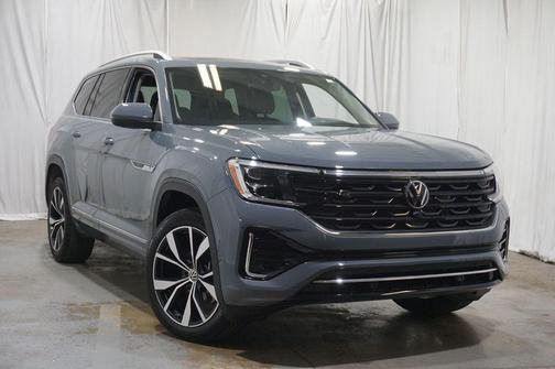 Pure Gray 2025 Volkswagen Atlas 2.0T SEL Premium R-Line 4MOTION