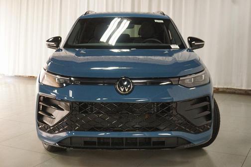 2025 Volkswagen Tiguan 2.0T SE R-Line Black 4MOTION