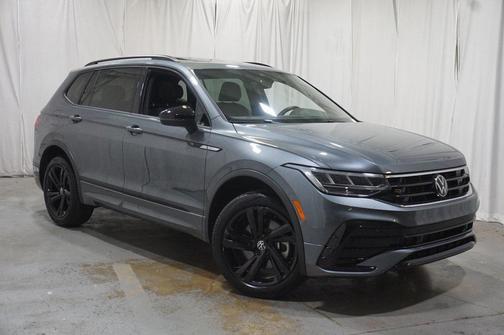 2024 Volkswagen Tiguan 2.0T SE R-Line Black 4MOTION