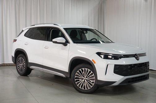 Pure White 2025 Volkswagen Tiguan 2.0T S 4MOTION