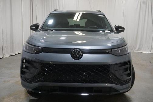 2026 Volkswagen Tiguan 2.0T SE R-Line Black 4MOTION