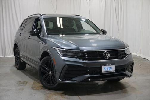 2022 Volkswagen Tiguan 2.0T SE R-Line Black 4MOTION