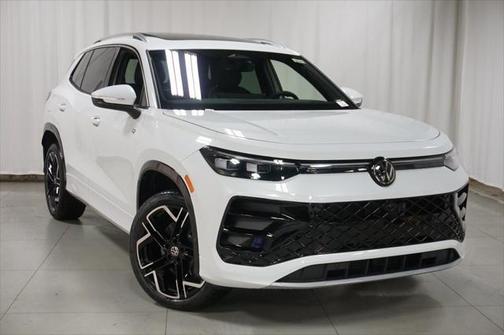 2025 Volkswagen Tiguan 2.0T SEL R-Line 4MOTION