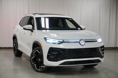 2025 Volkswagen Tiguan 2.0T SEL R-Line 4MOTION
