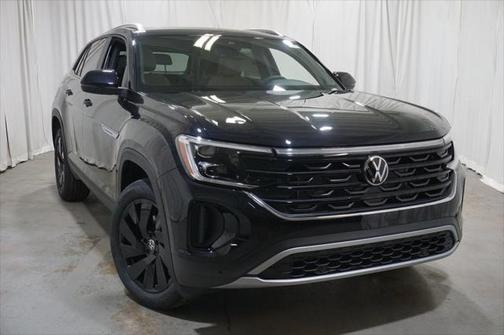2025 Volkswagen Atlas Cross Sport 2.0T SE w/Technology 4MOTION