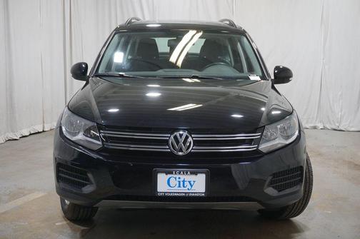Deep Black 2017 Volkswagen Tiguan 2.0T S 4MOTION