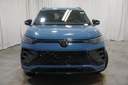 2025 Volkswagen Tiguan 2.0T SE R-Line Black 4MOTION