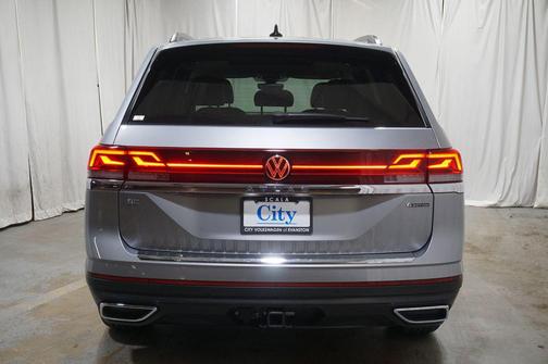 Silver Mist Metallic 2024 Volkswagen Atlas 2.0T SE w/Technology 4MOTION
