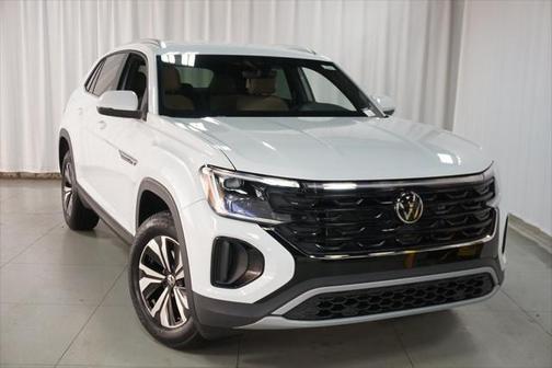 2025 Volkswagen Atlas Cross Sport 2.0T SE