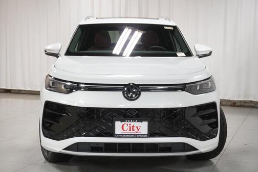 2026 Volkswagen Tiguan 2.0T SEL R-Line 4MOTION