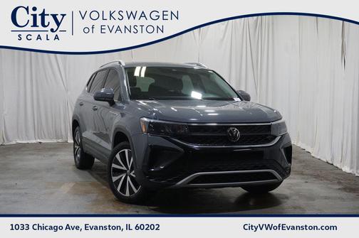 Pure Gray 2023 Volkswagen Taos 1.5T SE