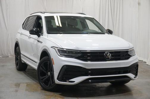 2024 Volkswagen Tiguan 2.0T SE R-Line Black 4MOTION