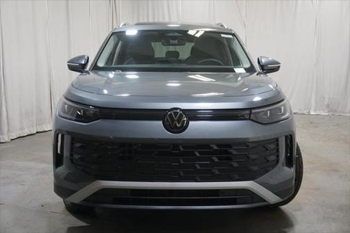 2025 Volkswagen Tiguan 2.0T SE 4MOTION