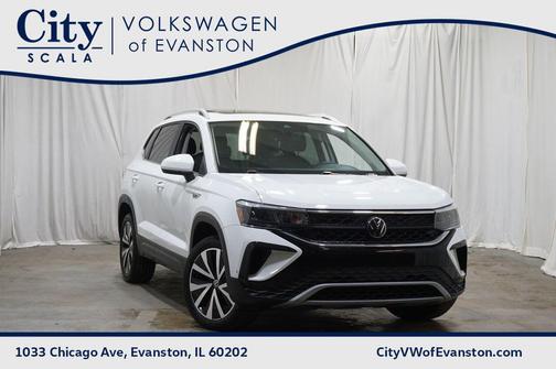 Pure White 2023 Volkswagen Taos 1.5T SE