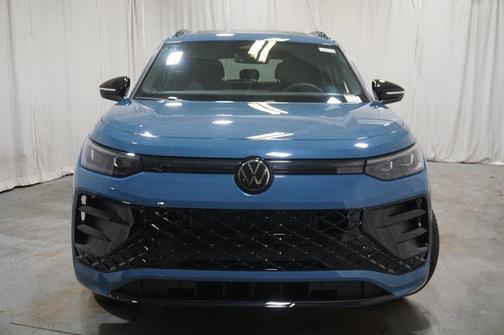 2025 Volkswagen Tiguan 2.0T SE R-Line Black 4MOTION