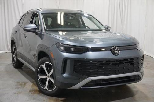 2025 Volkswagen Tiguan 2.0T SE 4MOTION