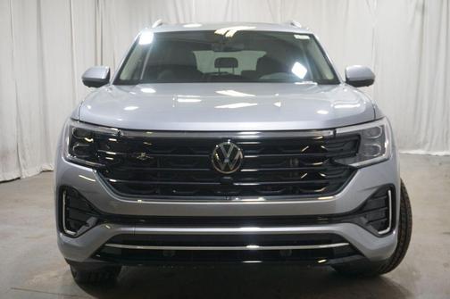 Silver Mist 2026 Volkswagen Atlas 2.0T SEL Premium R-Line 4MOTION