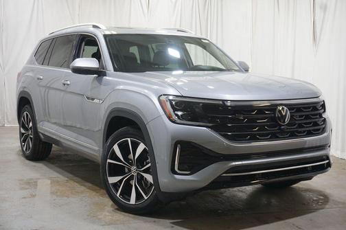 Silver Mist 2026 Volkswagen Atlas 2.0T SEL Premium R-Line 4MOTION