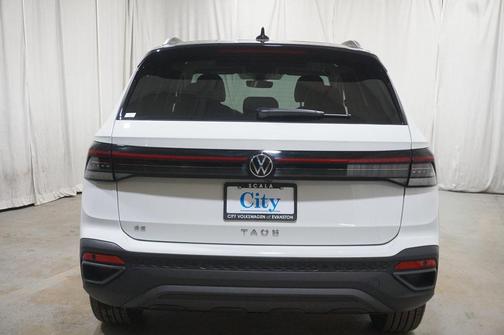 2025 Volkswagen Taos 1.5T SE Black