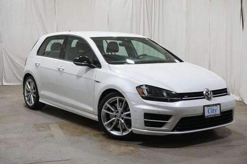 2017 Volkswagen Golf R 4-Door w/DCC & Navigation