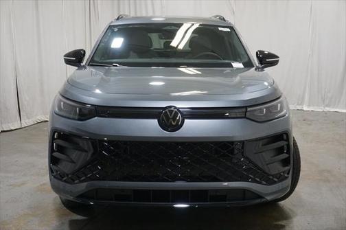 2025 Volkswagen Tiguan 2.0T SE R-Line Black 4MOTION