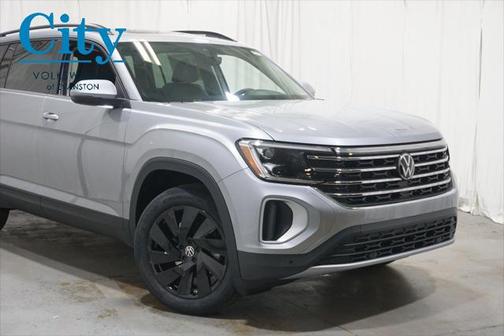 2025 Volkswagen Atlas 2.0T SE w/Technology 4MOTION