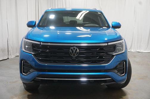 2024 Volkswagen Atlas Cross Sport 2.0T SEL Premium