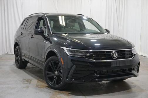 2024 Volkswagen Tiguan 2.0T SE R-Line Black 4MOTION